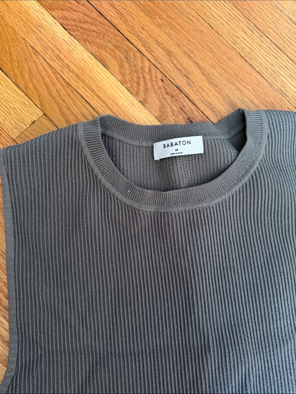 Babaton Olive Ribbed Cropped Tank - Picture 2 of 3